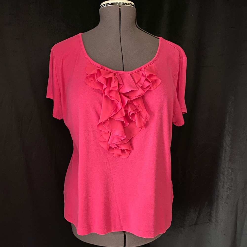 🌷Women’s pink ruffled blouse🌷